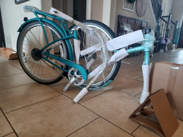 Sanford women's beach cruiser bike unassembled straight from the box